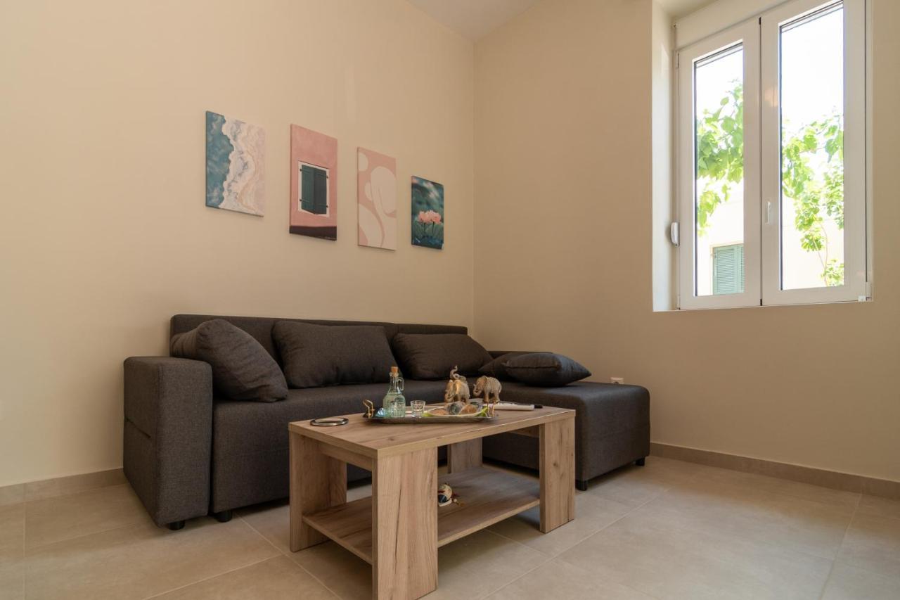 Gemma Apartments Paleokhóra Eksteriør bilde